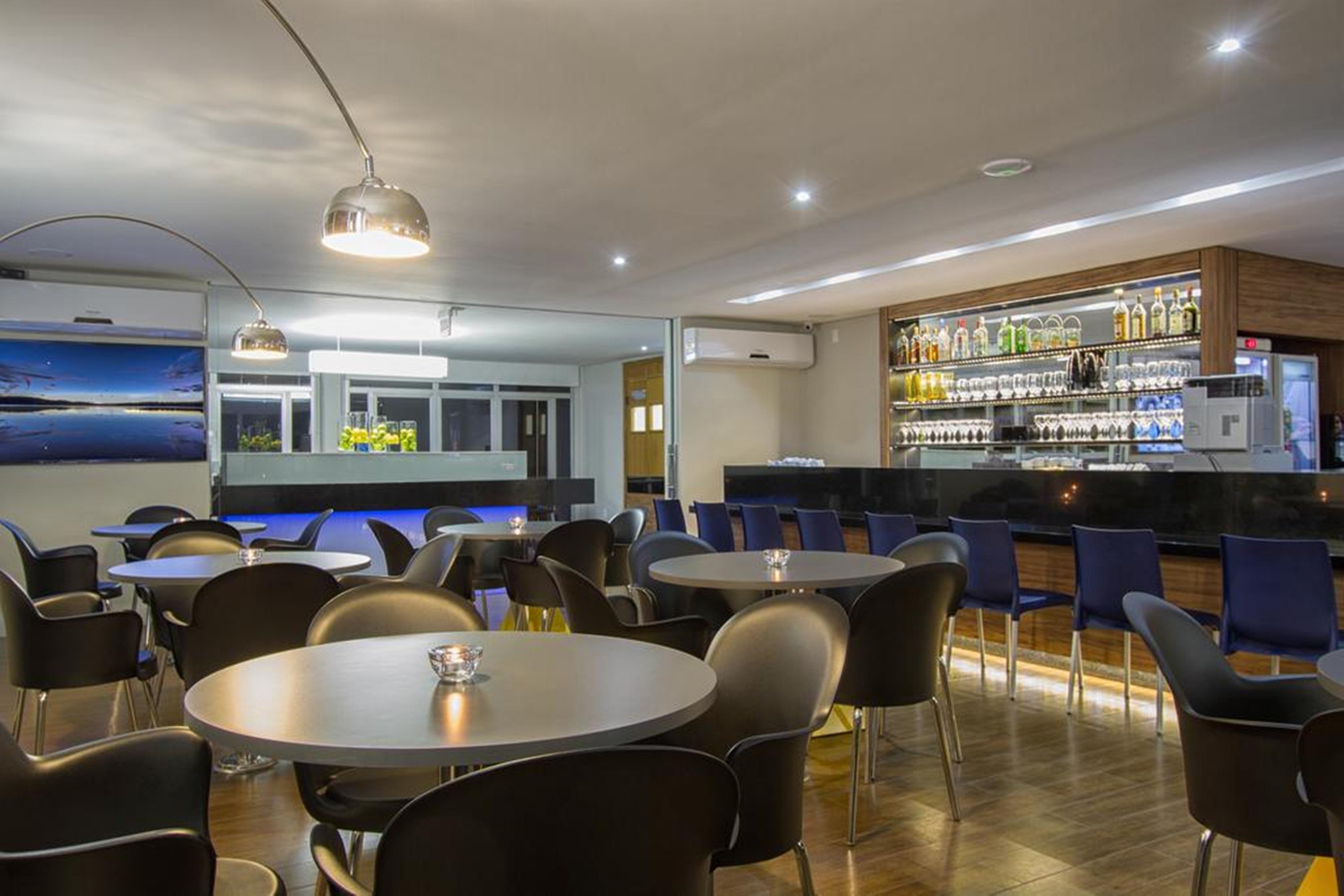 Le Canard Joinville Exterior photo